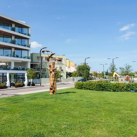 Welcomely - Seamphony *