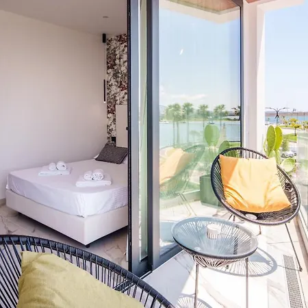 Welcomely - Seamphony